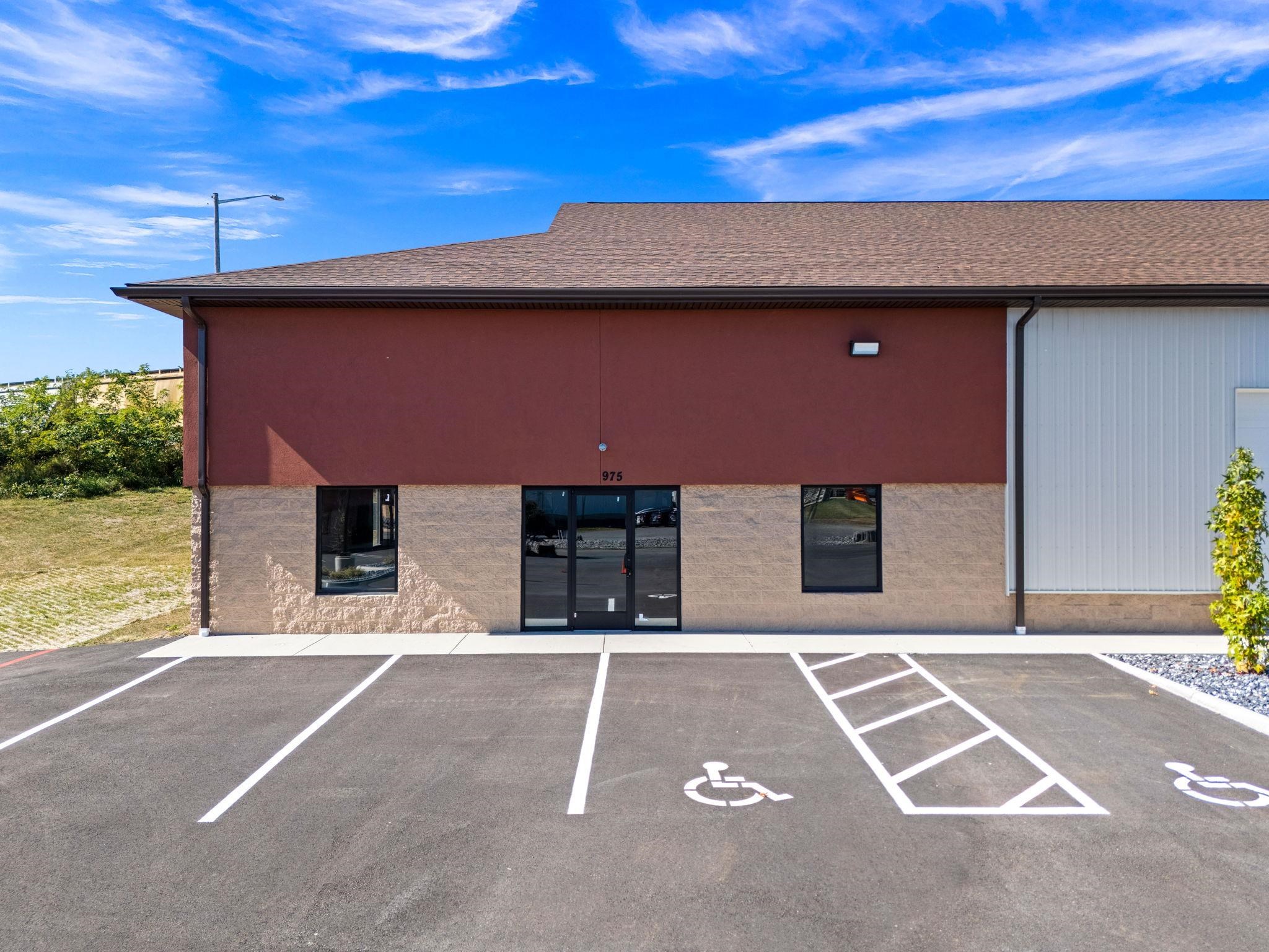 975 SAWTOOTH OAK CIR, HARRISONBURG, Virginia 22802, ,Commercial,975 SAWTOOTH OAK CIR,673169 MLS # 673169