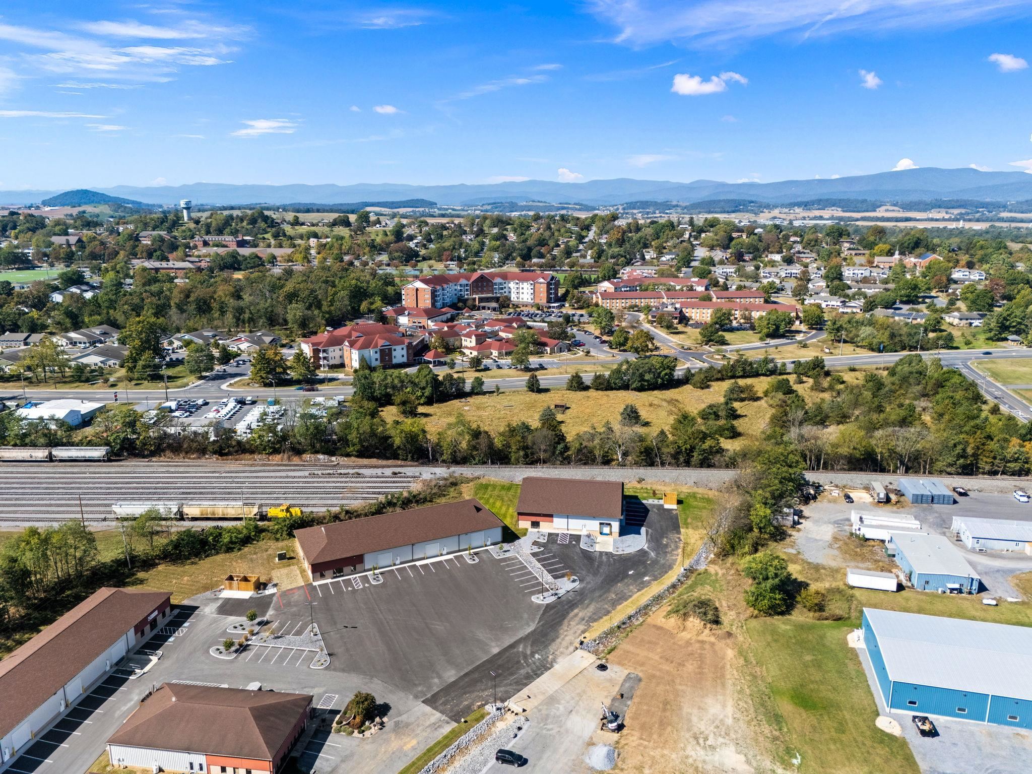 975 SAWTOOTH OAK CIR, HARRISONBURG, Virginia 22802, ,Commercial,975 SAWTOOTH OAK CIR,673169 MLS # 673169