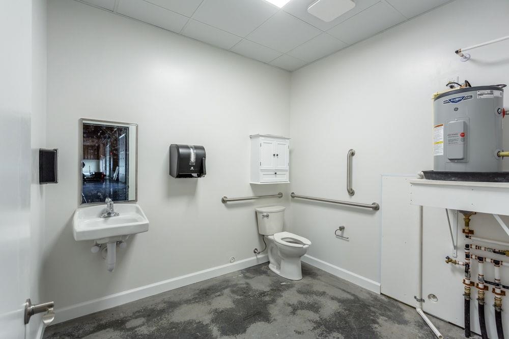 975 SAWTOOTH OAK CIR, HARRISONBURG, Virginia 22802, ,Commercial,975 SAWTOOTH OAK CIR,673169 MLS # 673169