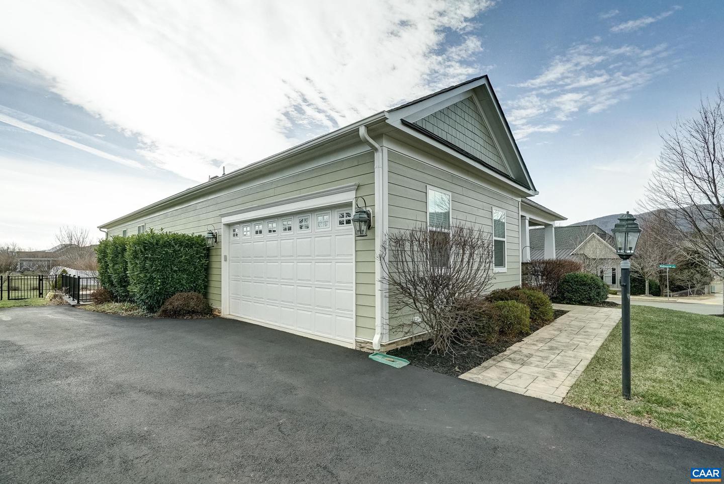 7652 BIRCHWOOD HILL RD, CROZET, Virginia 22932, 4 Bedrooms Bedrooms, ,3 BathroomsBathrooms,Residential,For sale,7652 BIRCHWOOD HILL RD,673090 MLS # 673090