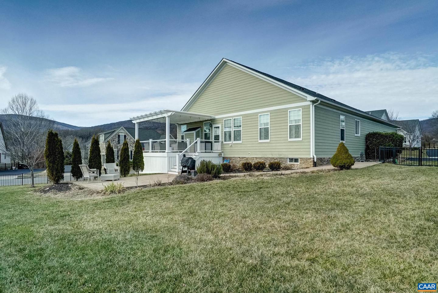 7652 BIRCHWOOD HILL RD, CROZET, Virginia 22932, 4 Bedrooms Bedrooms, ,3 BathroomsBathrooms,Residential,For sale,7652 BIRCHWOOD HILL RD,673090 MLS # 673090