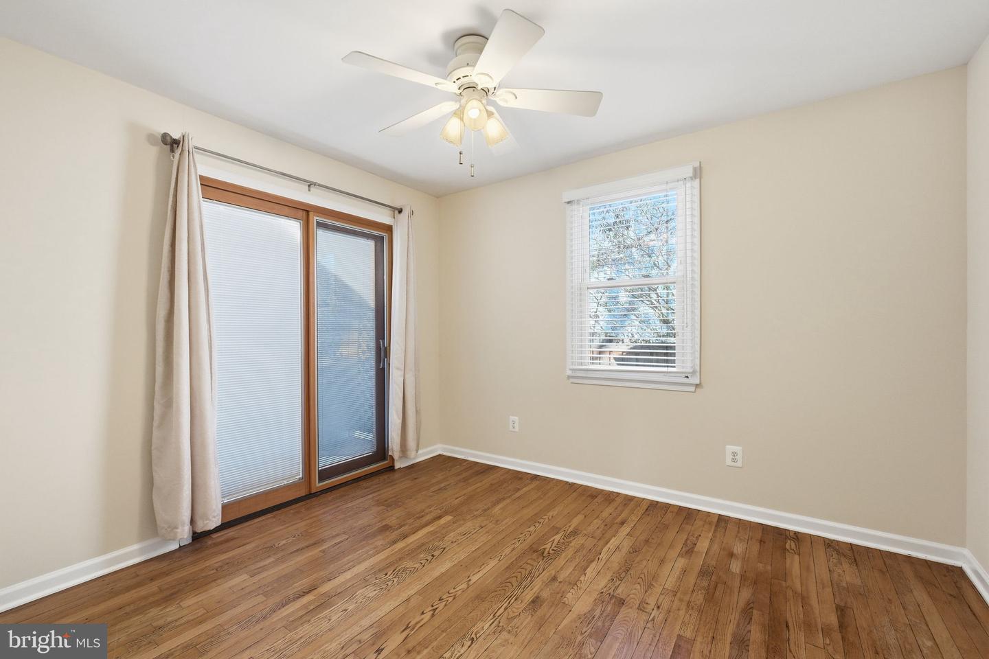 4038 CHESTNUT ST, FAIRFAX, Virginia 22030, 3 Bedrooms Bedrooms, ,2 BathroomsBathrooms,Residential,For sale,4038 CHESTNUT ST,VAFC2007748 MLS # VAFC2007748