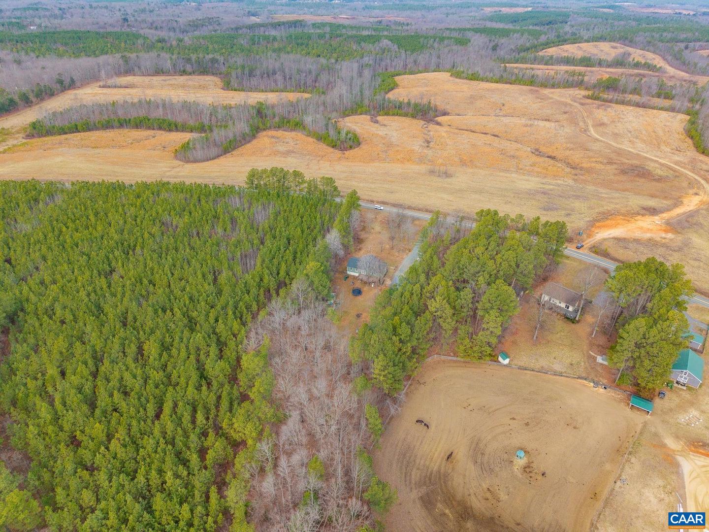 2325 MARTIN KINGS RD, SCOTTSVILLE, Virginia 24590, 3 Bedrooms Bedrooms, ,2 BathroomsBathrooms,Residential,For sale,2325 MARTIN KINGS RD,673103 MLS # 673103