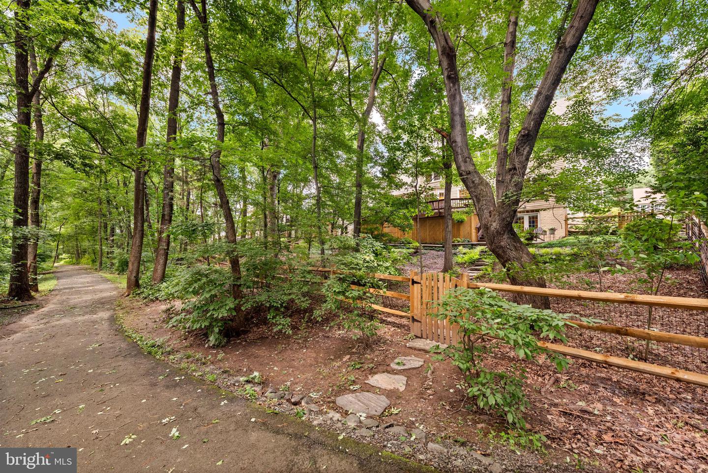 11909 WINSTEAD LN, RESTON, Virginia 20194, 5 Bedrooms Bedrooms, ,3 BathroomsBathrooms,Residential,For sale,11909 WINSTEAD LN,VAFX2250188 MLS # VAFX2250188