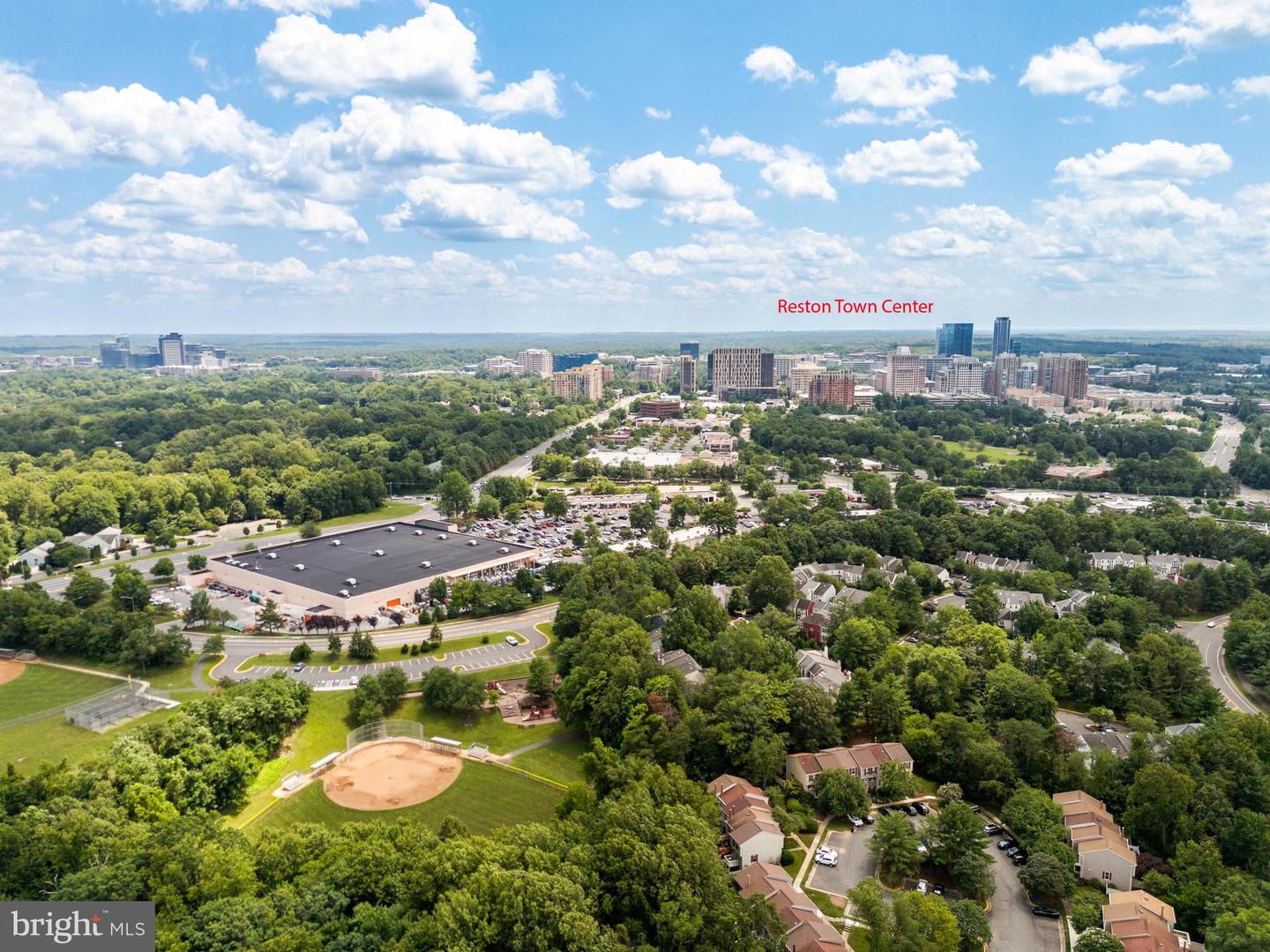 11909 WINSTEAD LN, RESTON, Virginia 20194, 5 Bedrooms Bedrooms, ,3 BathroomsBathrooms,Residential,For sale,11909 WINSTEAD LN,VAFX2250188 MLS # VAFX2250188