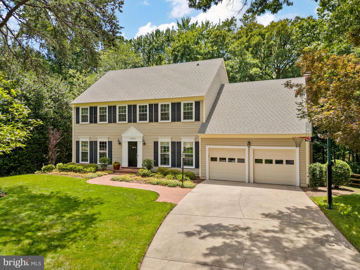 11909 WINSTEAD LN, RESTON, Virginia 20194, 5 Bedrooms Bedrooms, ,3 BathroomsBathrooms,Residential,For sale,11909 WINSTEAD LN,VAFX2250188 MLS # VAFX2250188