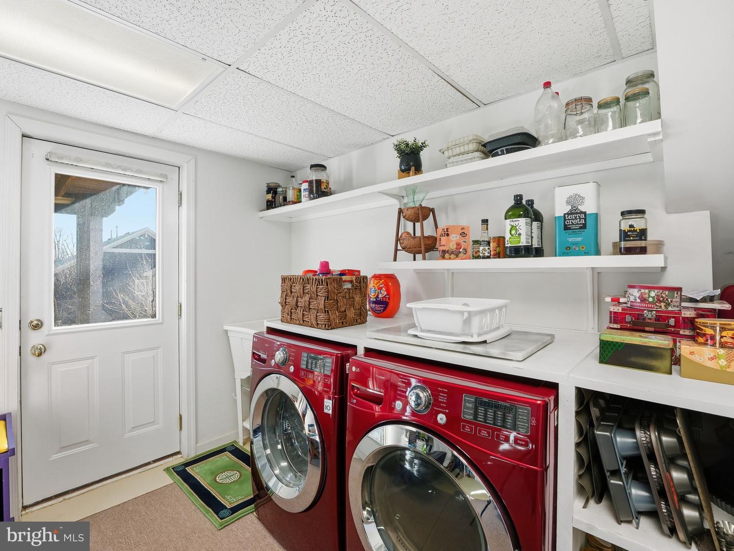 2337 N FILLMORE ST N, ARLINGTON, Virginia 22207, 5 Bedrooms Bedrooms, ,2 BathroomsBathrooms,Residential,For sale,2337 N FILLMORE ST N,VAAR2060928 MLS # VAAR2060928