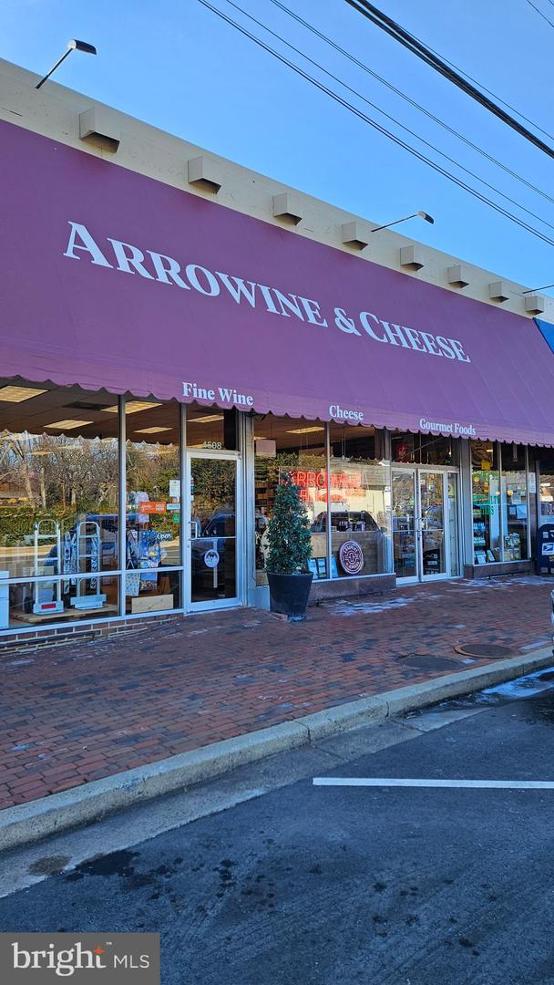 2337 N FILLMORE ST N, ARLINGTON, Virginia 22207, 5 Bedrooms Bedrooms, ,2 BathroomsBathrooms,Residential,For sale,2337 N FILLMORE ST N,VAAR2060928 MLS # VAAR2060928