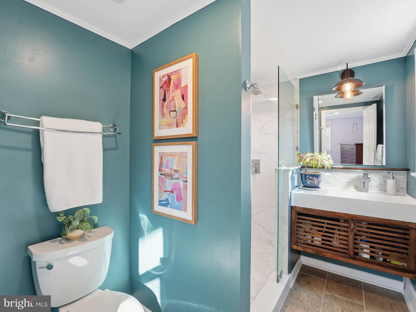 2337 N FILLMORE ST N, ARLINGTON, Virginia 22207, 5 Bedrooms Bedrooms, ,2 BathroomsBathrooms,Residential,For sale,2337 N FILLMORE ST N,VAAR2060928 MLS # VAAR2060928