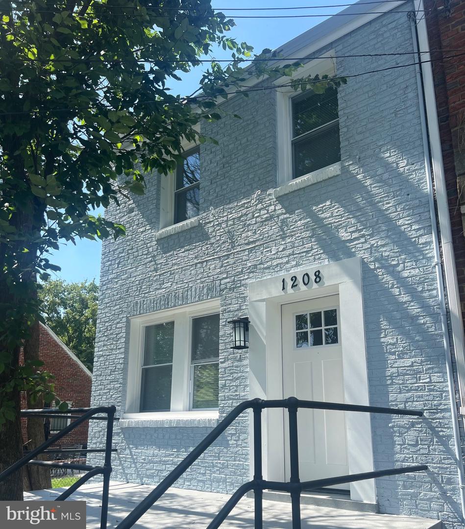 1208 CONGRESS ST SE, WASHINGTON, District Of Columbia 20032, 3 Bedrooms Bedrooms, ,2 BathroomsBathrooms,Residential,For sale,1208 CONGRESS ST SE,DCDC2213826 MLS # DCDC2213826