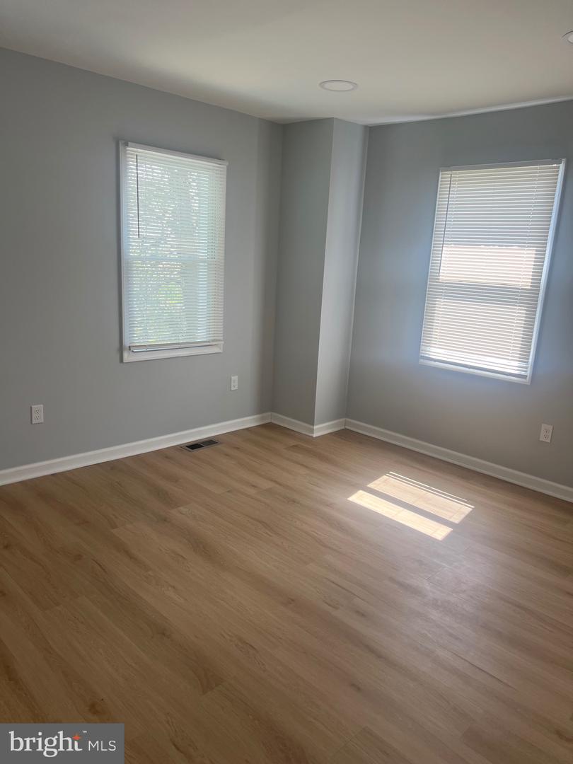 1208 CONGRESS ST SE, WASHINGTON, District Of Columbia 20032, 3 Bedrooms Bedrooms, ,2 BathroomsBathrooms,Residential,For sale,1208 CONGRESS ST SE,DCDC2213826 MLS # DCDC2213826