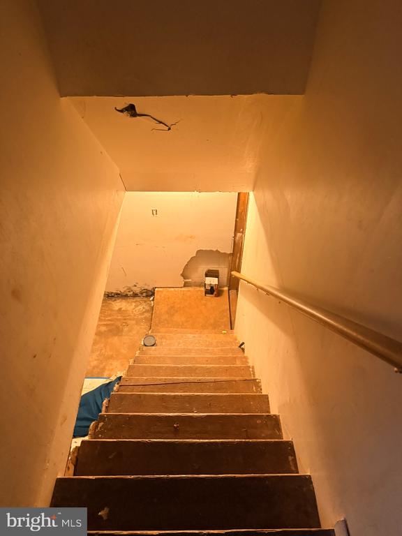 121 ELIZABETH ST, CULPEPER, Virginia 22701, 3 Bedrooms Bedrooms, ,2 BathroomsBathrooms,Residential,121 ELIZABETH ST,VACU2012212 MLS # VACU2012212