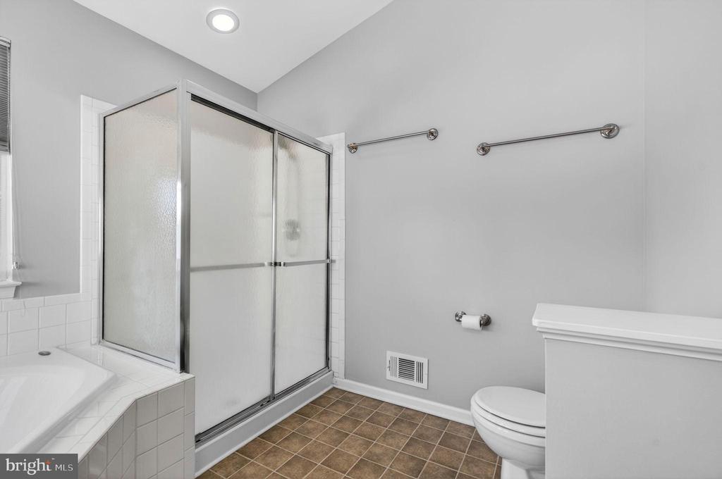 11227 FREEDOM CT, BEALETON, Virginia, 5 Bedrooms Bedrooms, ,3 BathroomsBathrooms,Residential,11227 FREEDOM CT,VAFQ2020494 MLS # VAFQ2020494