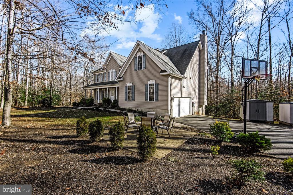 7931 LAKE ANNA PKWY, SPOTSYLVANIA, Virginia 22551, 4 Bedrooms Bedrooms, ,3 BathroomsBathrooms,Residential,7931 LAKE ANNA PKWY,VASP2039044 MLS # VASP2039044