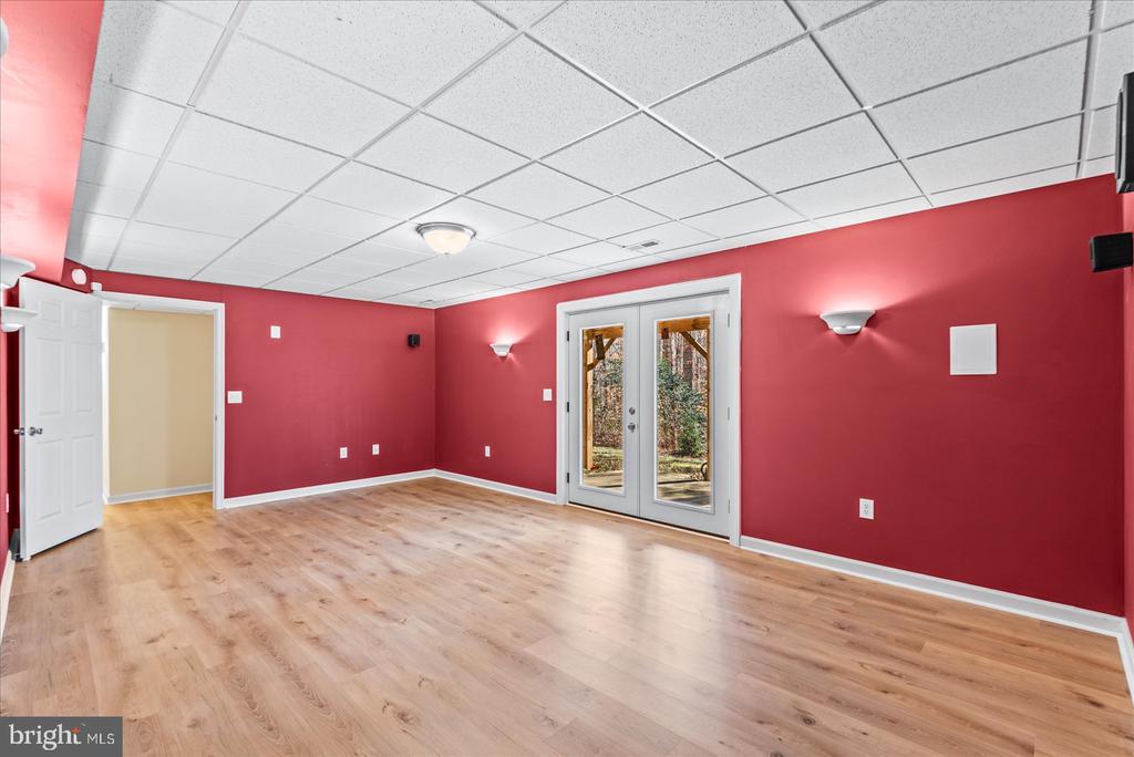 7931 LAKE ANNA PKWY, SPOTSYLVANIA, Virginia 22551, 4 Bedrooms Bedrooms, ,3 BathroomsBathrooms,Residential,7931 LAKE ANNA PKWY,VASP2039044 MLS # VASP2039044