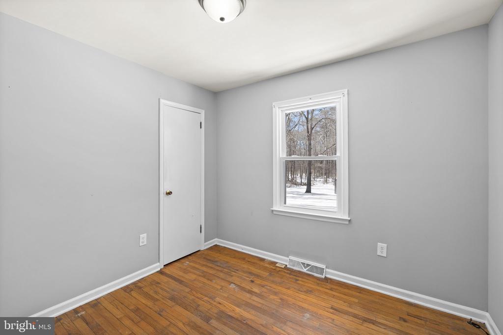 727 CHALKLEVEL RD, LOUISA, Virginia 23093, 3 Bedrooms Bedrooms, ,1 BathroomBathrooms,Residential,727 CHALKLEVEL RD,VALA2009266 MLS # VALA2009266