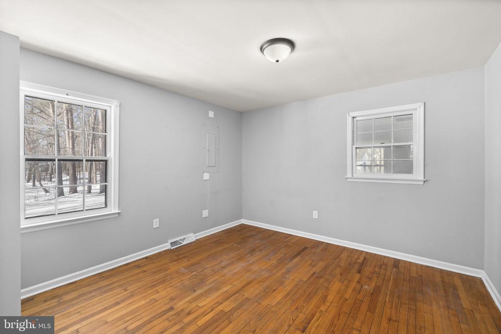 727 CHALKLEVEL RD, LOUISA, Virginia 23093, 3 Bedrooms Bedrooms, ,1 BathroomBathrooms,Residential,727 CHALKLEVEL RD,VALA2009266 MLS # VALA2009266