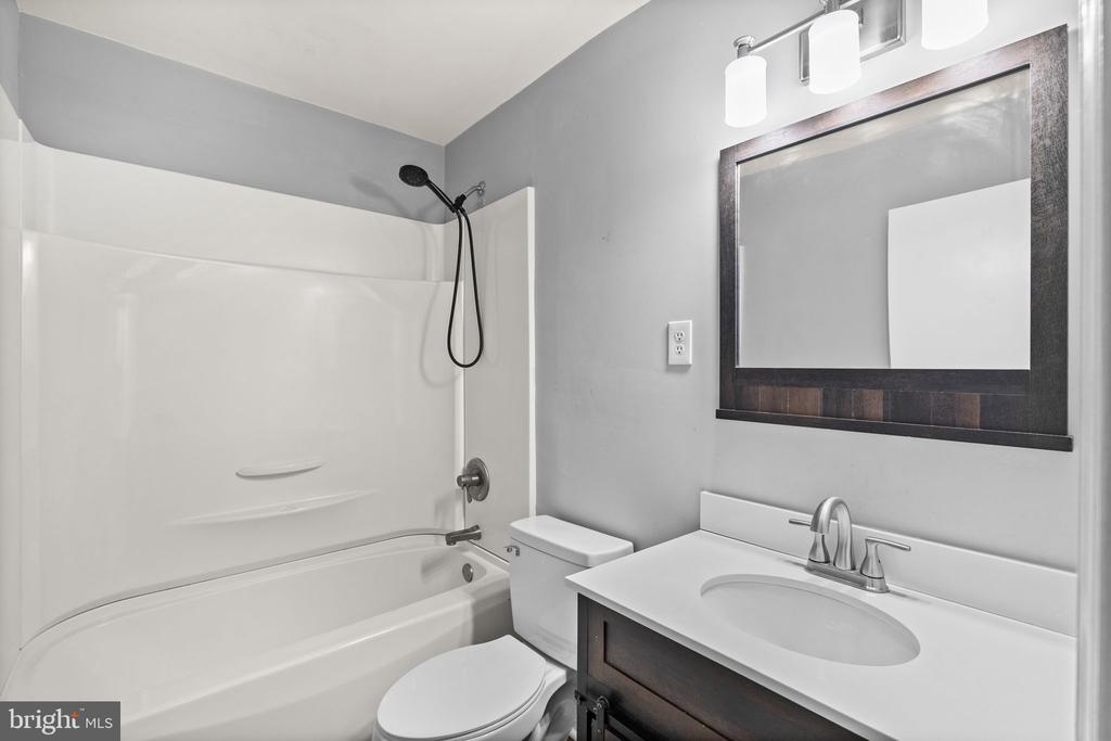 727 CHALKLEVEL RD, LOUISA, Virginia 23093, 3 Bedrooms Bedrooms, ,1 BathroomBathrooms,Residential,727 CHALKLEVEL RD,VALA2009266 MLS # VALA2009266