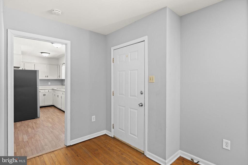 727 CHALKLEVEL RD, LOUISA, Virginia 23093, 3 Bedrooms Bedrooms, ,1 BathroomBathrooms,Residential,727 CHALKLEVEL RD,VALA2009266 MLS # VALA2009266