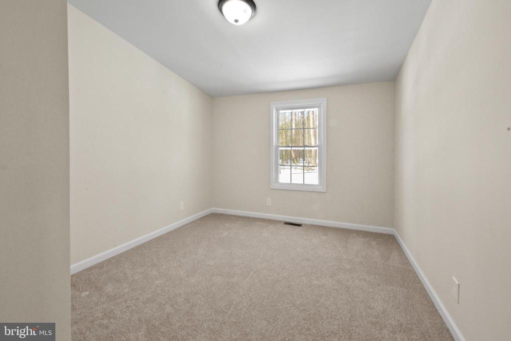 208 MARENGO CT, SPOTSYLVANIA, Virginia 22551, 4 Bedrooms Bedrooms, ,2 BathroomsBathrooms,Residential,208 MARENGO CT,VASP2039150 MLS # VASP2039150