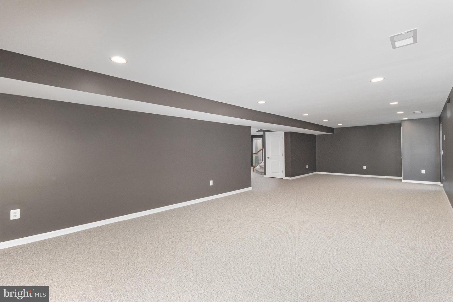 2114 JELLICO CT, WOODBRIDGE, Virginia 22191, 4 Bedrooms Bedrooms, 8 Rooms Rooms,3 BathroomsBathrooms,Residential,For sale,2114 JELLICO CT,VAPW2104100 MLS # VAPW2104100