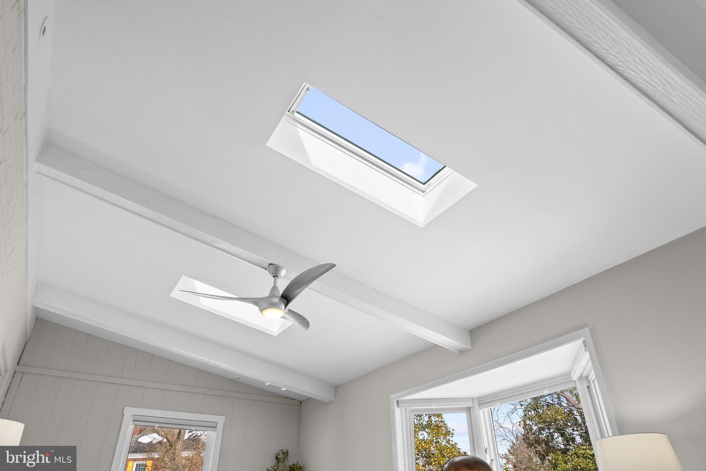 715 W VIEW TER, ALEXANDRIA, Virginia 22301, 3 Bedrooms Bedrooms, ,3 BathroomsBathrooms,Residential,For sale,715 W VIEW TER,VAAX2051230 MLS # VAAX2051230