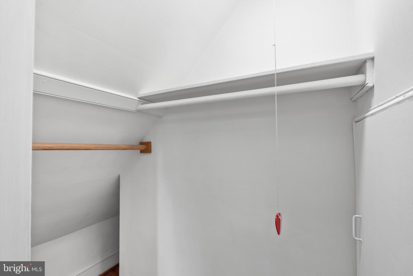 715 W VIEW TER, ALEXANDRIA, Virginia 22301, 3 Bedrooms Bedrooms, ,3 BathroomsBathrooms,Residential,For sale,715 W VIEW TER,VAAX2051230 MLS # VAAX2051230