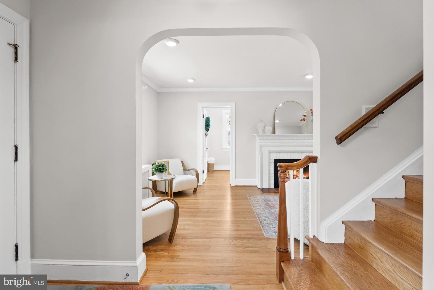 715 W VIEW TER, ALEXANDRIA, Virginia 22301, 3 Bedrooms Bedrooms, ,3 BathroomsBathrooms,Residential,For sale,715 W VIEW TER,VAAX2051230 MLS # VAAX2051230