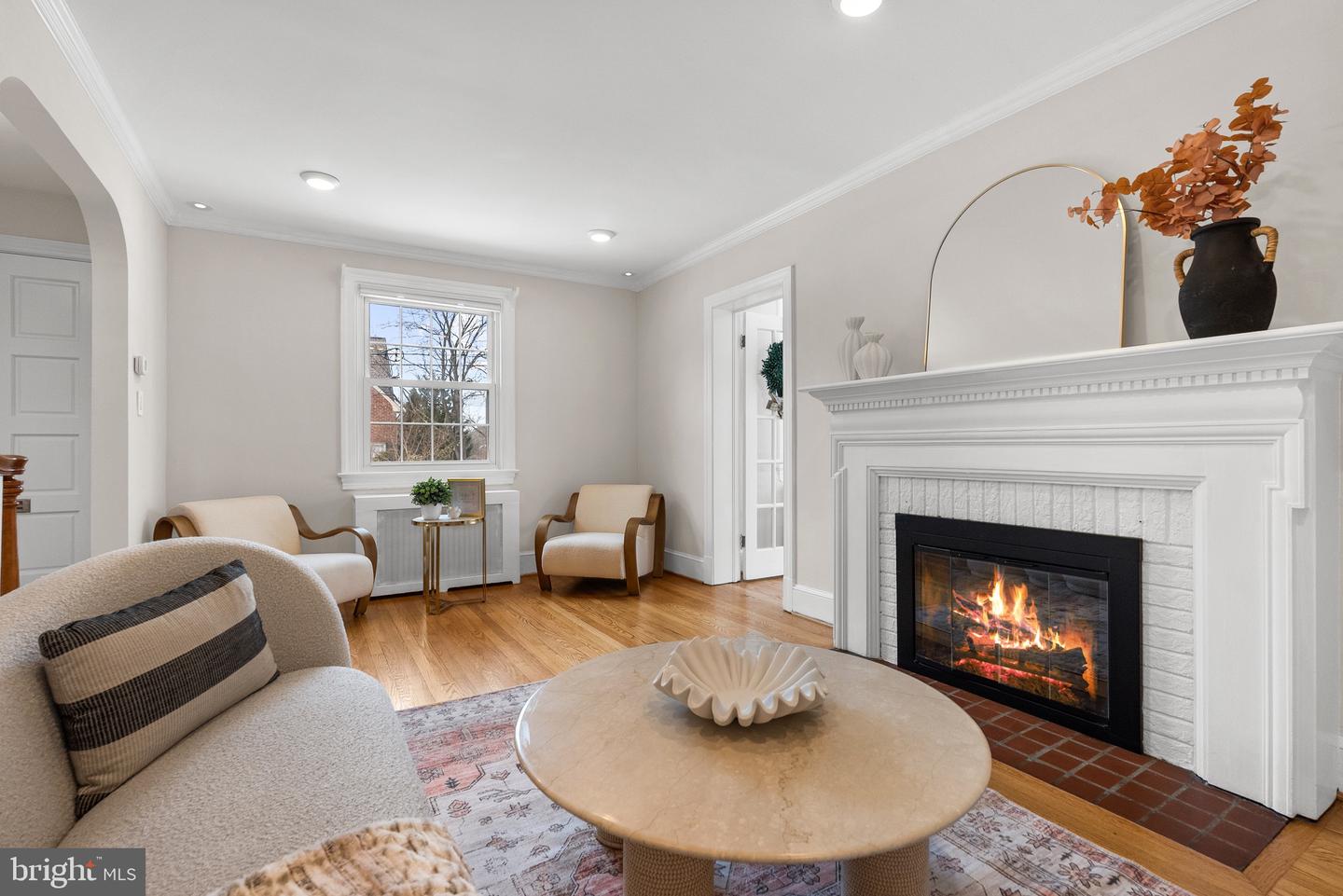 715 W VIEW TER, ALEXANDRIA, Virginia 22301, 3 Bedrooms Bedrooms, ,3 BathroomsBathrooms,Residential,For sale,715 W VIEW TER,VAAX2051230 MLS # VAAX2051230