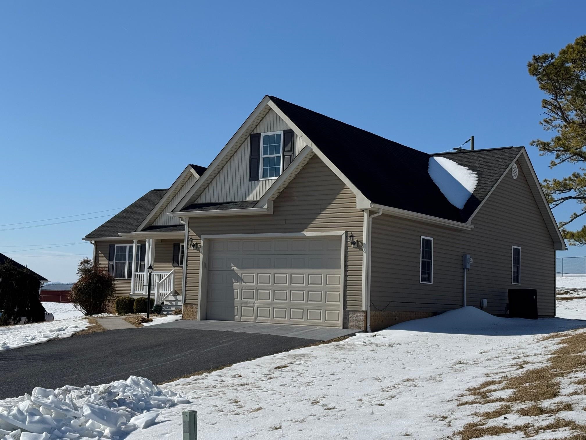 32 RIVERHEAD DR, STAUNTON, Virginia 24401, 3 Bedrooms Bedrooms, ,2 BathroomsBathrooms,Residential,32 RIVERHEAD DR,673156 MLS # 673156 32 RIVERHEAD DR, STAUNTON, Virginia 24401, 3 Bedrooms Bedrooms, ,2 BathroomsBathrooms,Residential,32 RIVERHEAD DR,673156 MLS # 673156