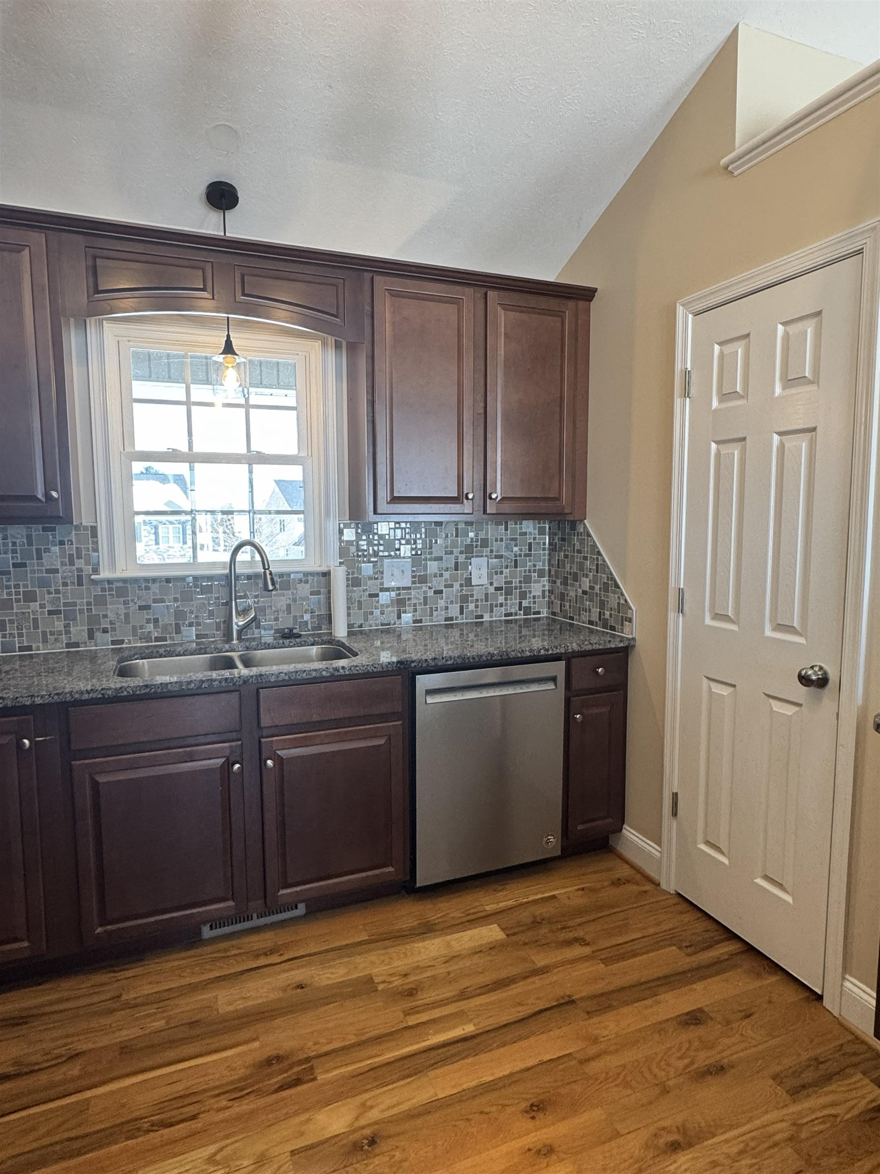 32 RIVERHEAD DR, STAUNTON, Virginia 24401, 3 Bedrooms Bedrooms, ,2 BathroomsBathrooms,Residential,32 RIVERHEAD DR,673156 MLS # 673156 32 RIVERHEAD DR, STAUNTON, Virginia 24401, 3 Bedrooms Bedrooms, ,2 BathroomsBathrooms,Residential,32 RIVERHEAD DR,673156 MLS # 673156