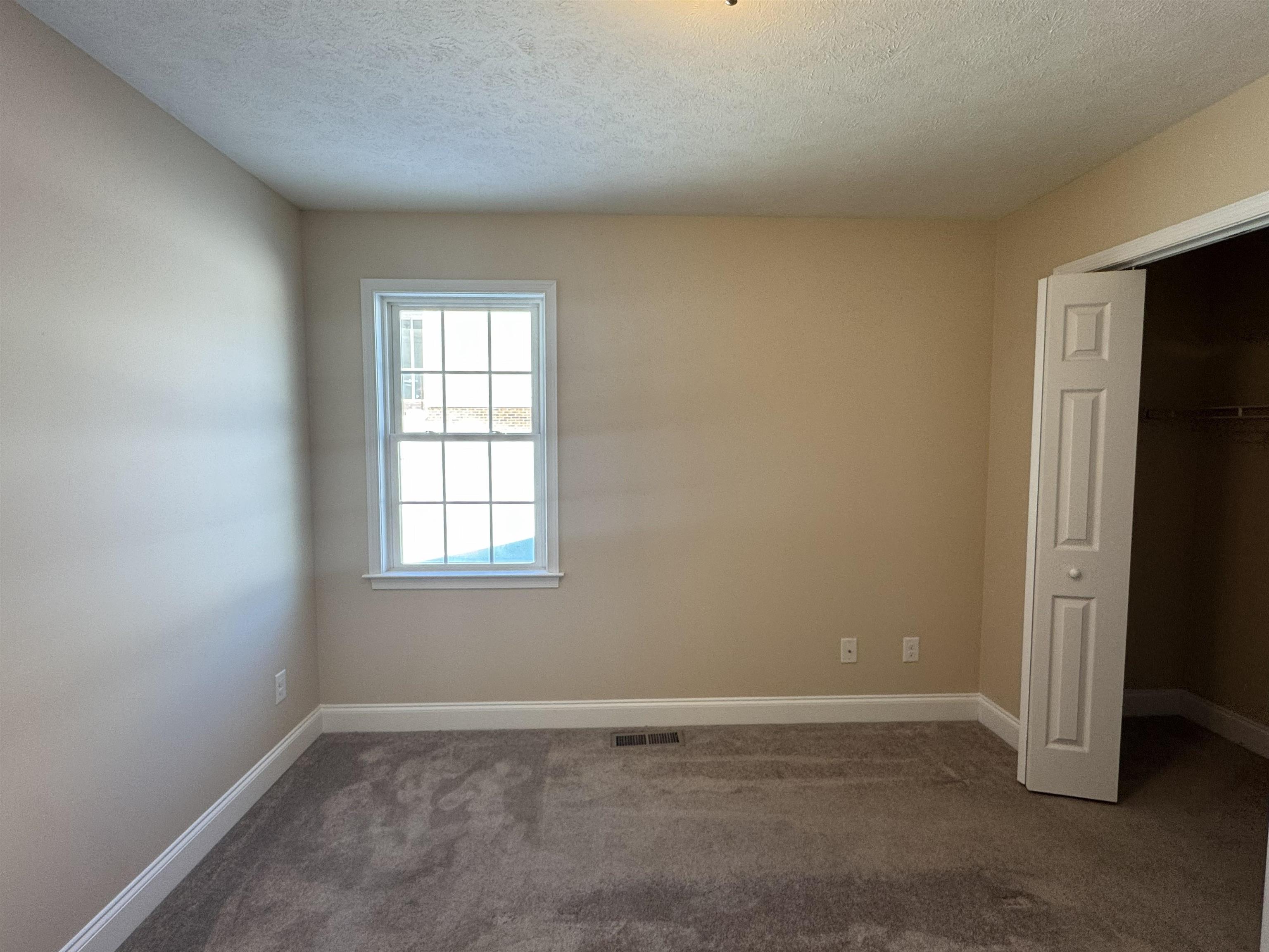 32 RIVERHEAD DR, STAUNTON, Virginia 24401, 3 Bedrooms Bedrooms, ,2 BathroomsBathrooms,Residential,32 RIVERHEAD DR,673156 MLS # 673156 32 RIVERHEAD DR, STAUNTON, Virginia 24401, 3 Bedrooms Bedrooms, ,2 BathroomsBathrooms,Residential,32 RIVERHEAD DR,673156 MLS # 673156