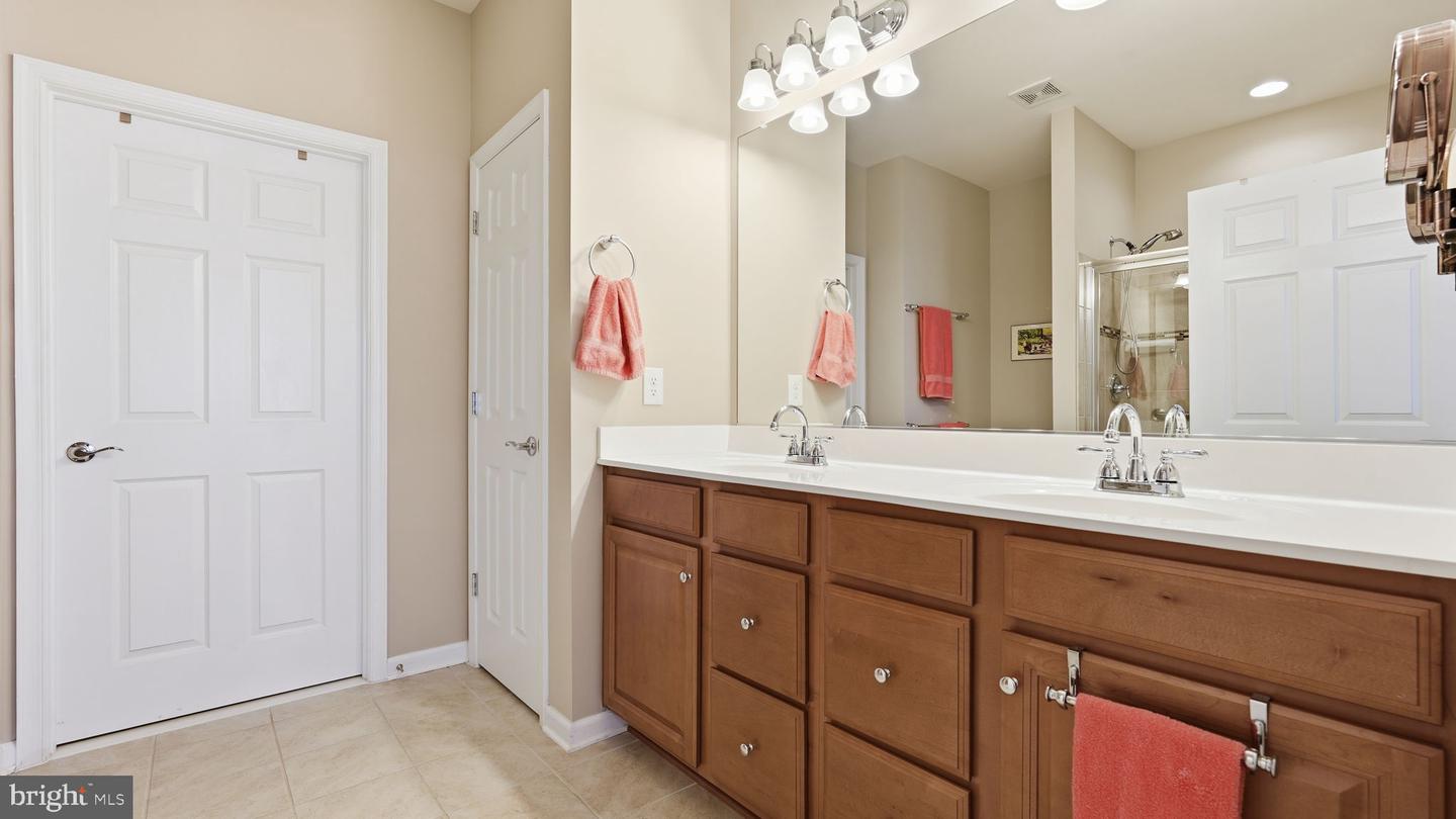 7 NAUSET WAY, FREDERICKSBURG, Virginia 22406, 3 Bedrooms Bedrooms, ,3 BathroomsBathrooms,Residential,For sale,7 NAUSET WAY,VAST2043882 MLS # VAST2043882