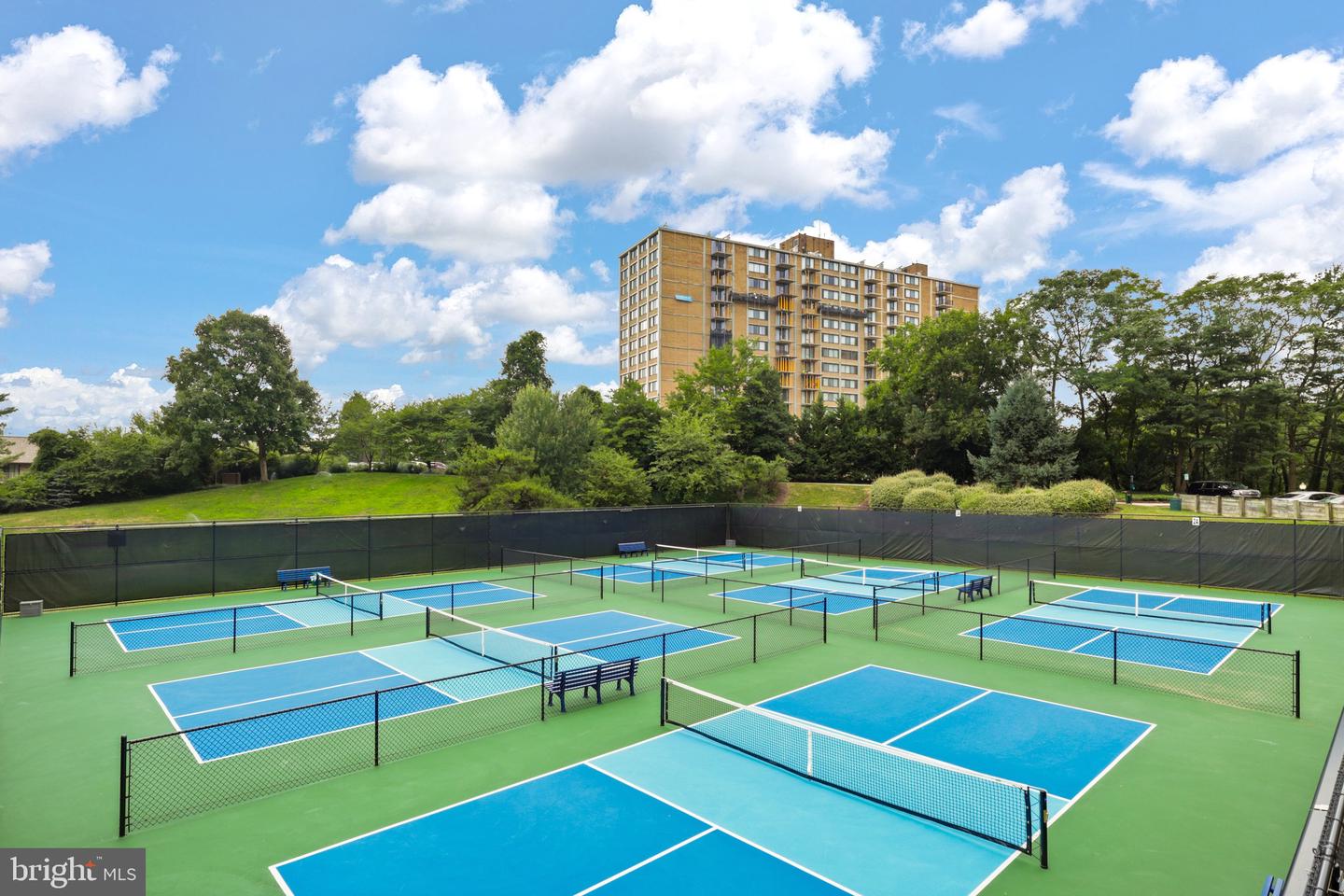 205 YOAKUM PKWY #1724, ALEXANDRIA, Virginia 22304, 2 Bedrooms Bedrooms, ,2 BathroomsBathrooms,Residential,For sale,205 YOAKUM PKWY #1724,VAAX2051558 MLS # VAAX2051558