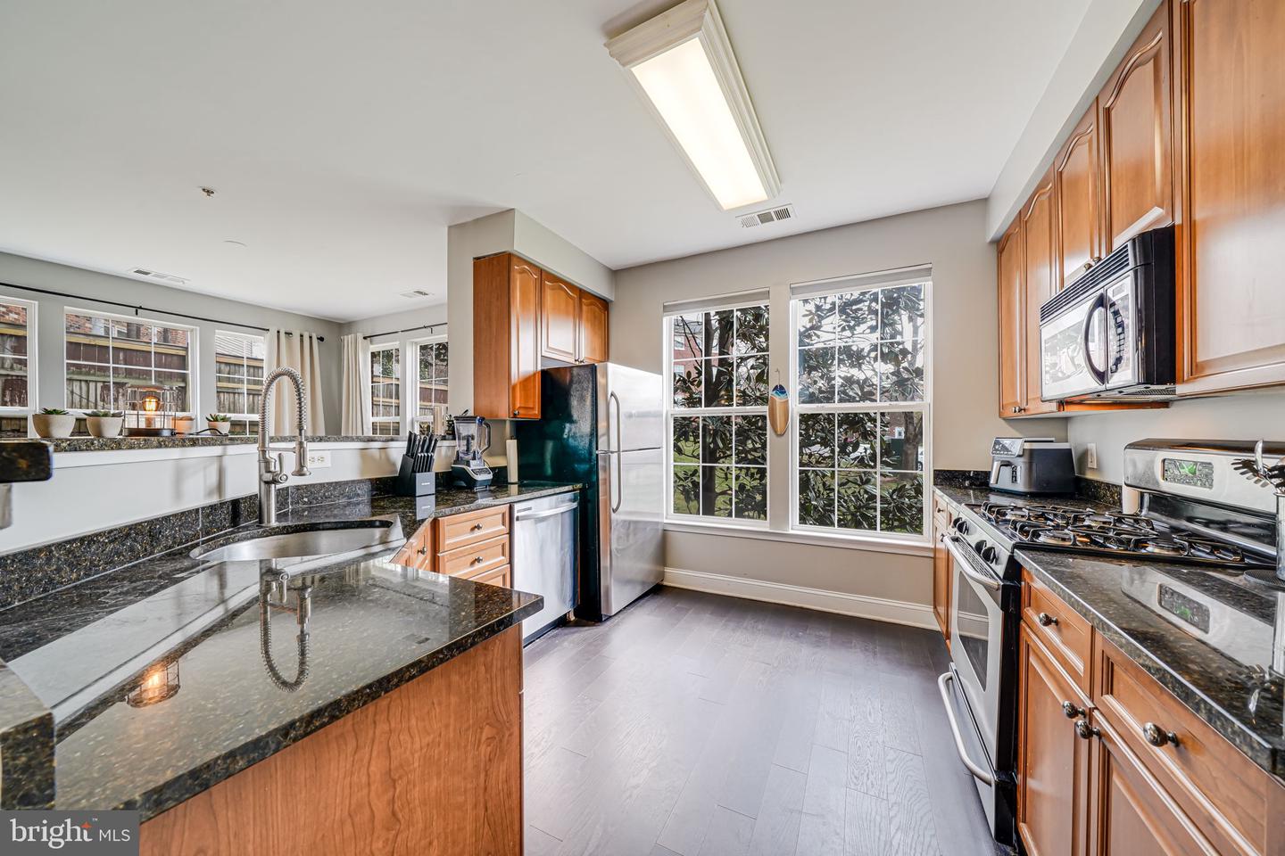 801 S GREENBRIER ST #113, ARLINGTON, Virginia 22204, 2 Bedrooms Bedrooms, 4 Rooms Rooms,2 BathroomsBathrooms,Residential,For sale,801 S GREENBRIER ST #113,VAAR2066042 MLS # VAAR2066042