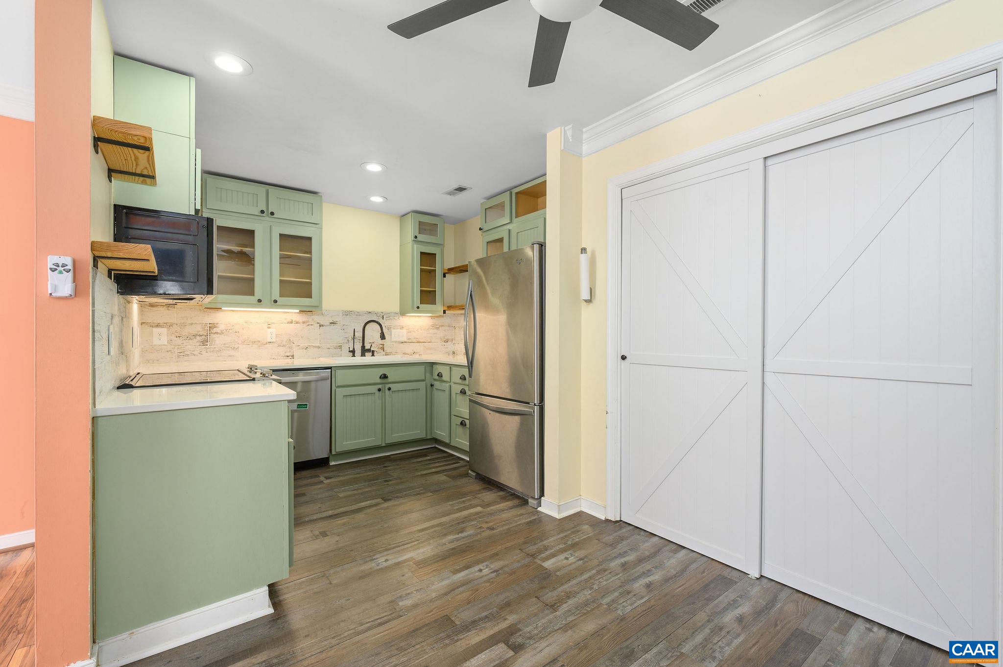 960 DEVON SPRING CT, CHARLOTTESVILLE, Virginia 22903, 3 Bedrooms Bedrooms, ,2 BathroomsBathrooms,Residential,960 DEVON SPRING CT,673166 MLS # 673166