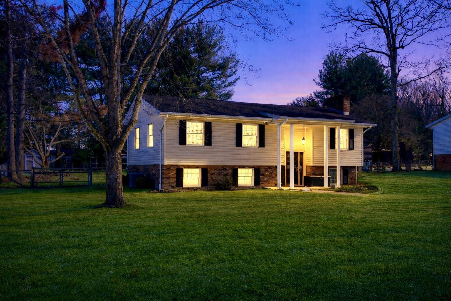 124 FOREST SPRINGS DR, STUARTS DRAFT, Virginia 24477, 3 Bedrooms Bedrooms, ,2 BathroomsBathrooms,Residential,124 FOREST SPRINGS DR,673170 MLS # 673170 124 FOREST SPRINGS DR, STUARTS DRAFT, Virginia 24477, 3 Bedrooms Bedrooms, ,2 BathroomsBathrooms,Residential,124 FOREST SPRINGS DR,673170 MLS # 673170