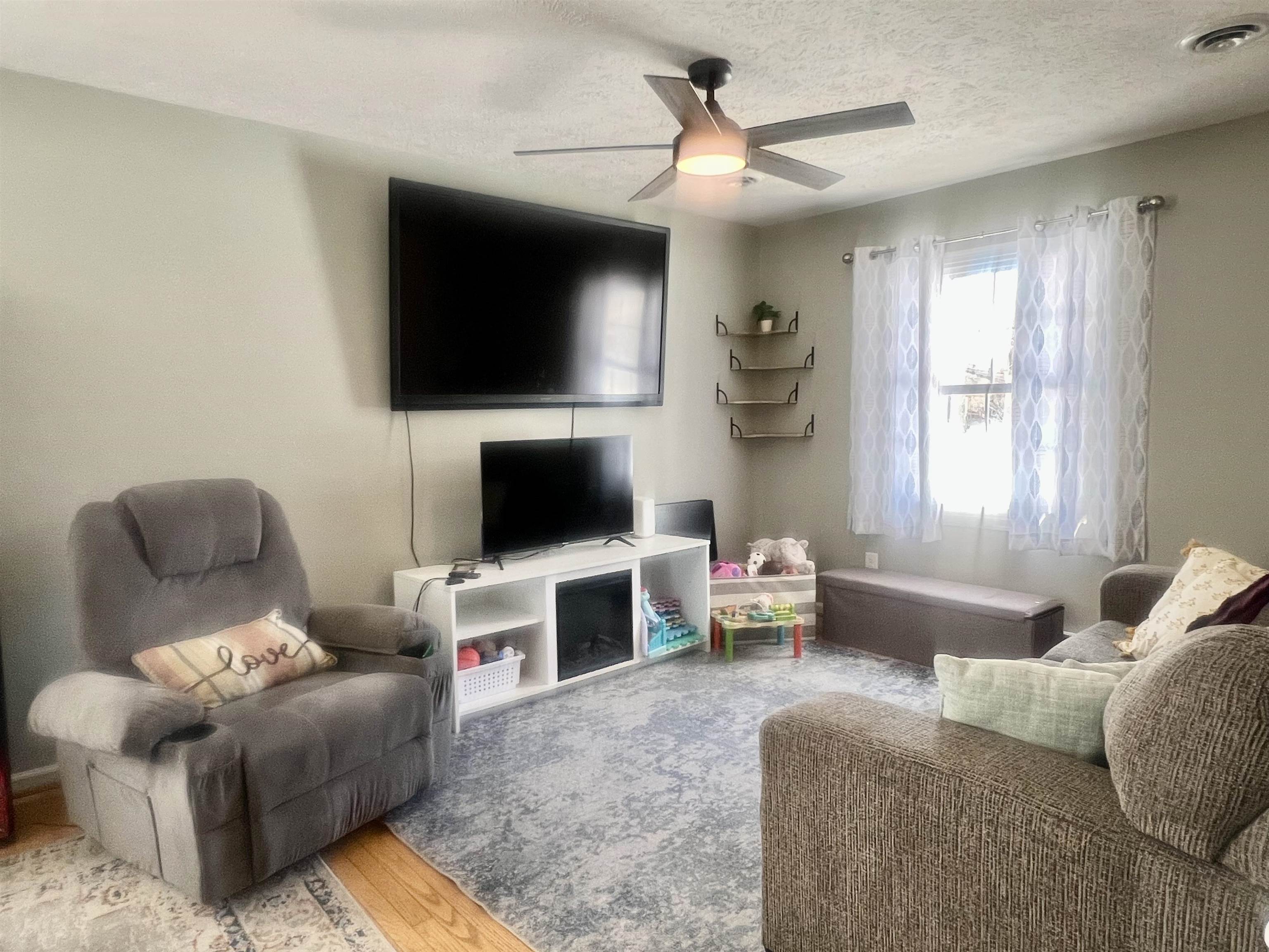 124 FOREST SPRINGS DR, STUARTS DRAFT, Virginia 24477, 3 Bedrooms Bedrooms, ,2 BathroomsBathrooms,Residential,124 FOREST SPRINGS DR,673170 MLS # 673170 124 FOREST SPRINGS DR, STUARTS DRAFT, Virginia 24477, 3 Bedrooms Bedrooms, ,2 BathroomsBathrooms,Residential,124 FOREST SPRINGS DR,673170 MLS # 673170