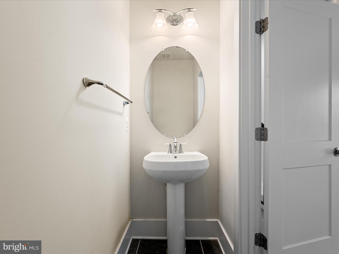 20092 OLD LINE TER, ASHBURN, Virginia 20147, 3 Bedrooms Bedrooms, ,2 BathroomsBathrooms,Residential,For sale,20092 OLD LINE TER,VALO2111600 MLS # VALO2111600