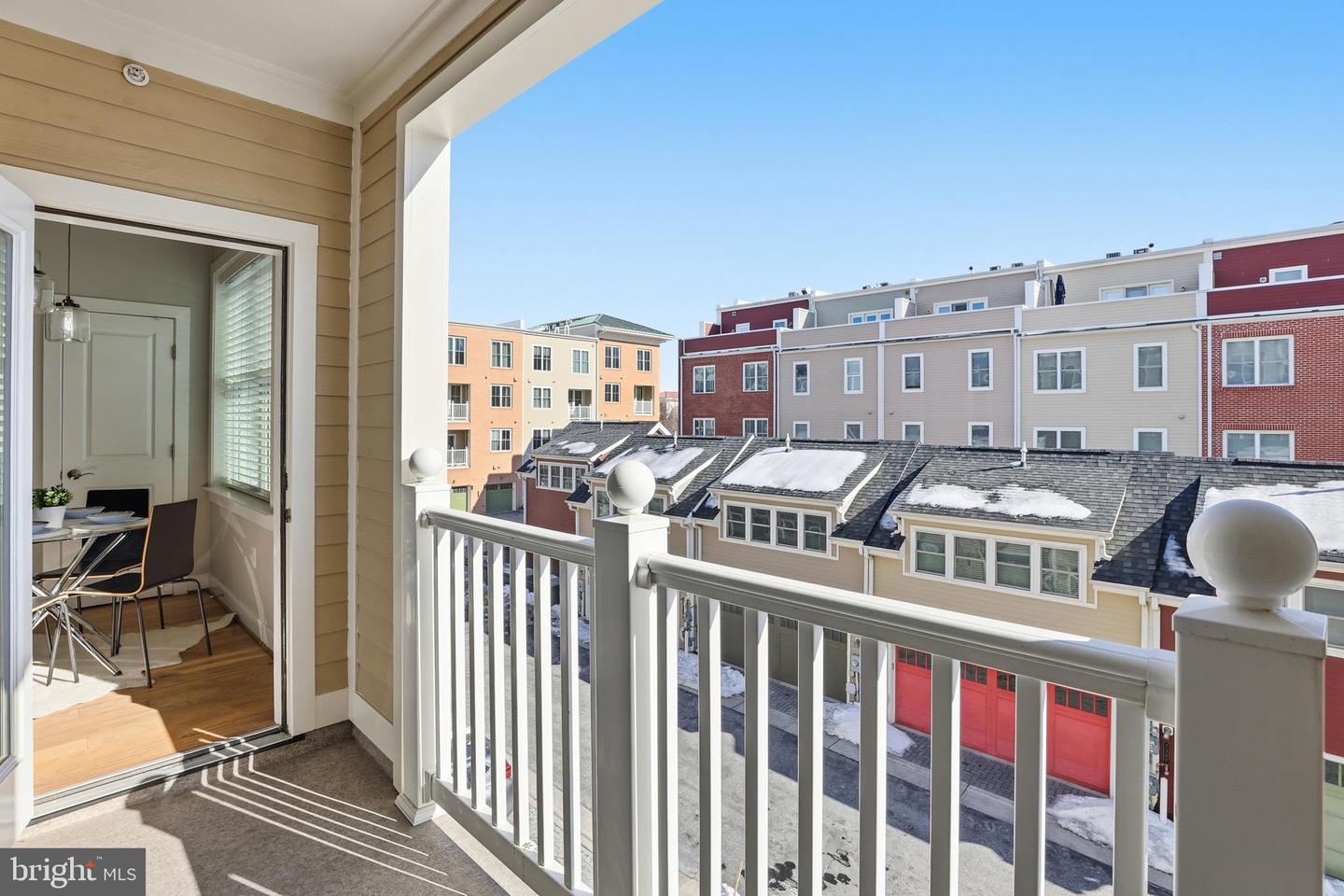 2307 RICHMOND HWY #102, ALEXANDRIA, Virginia 22301, 3 Bedrooms Bedrooms, ,2 BathroomsBathrooms,Residential,For sale,2307 RICHMOND HWY #102,VAAX2052034 MLS # VAAX2052034