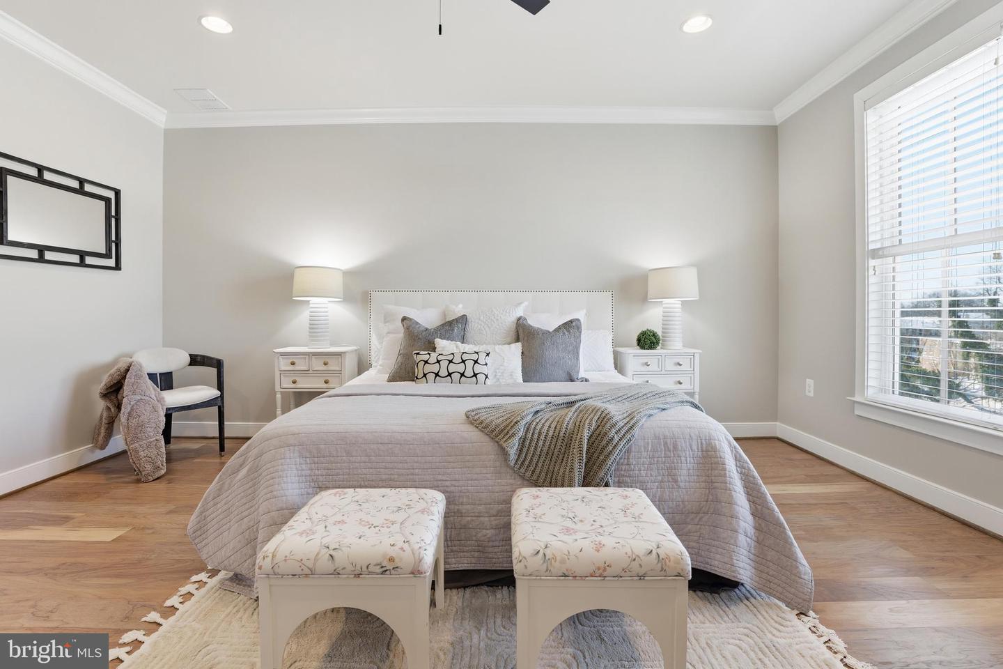 2307 RICHMOND HWY #102, ALEXANDRIA, Virginia 22301, 3 Bedrooms Bedrooms, ,2 BathroomsBathrooms,Residential,For sale,2307 RICHMOND HWY #102,VAAX2052034 MLS # VAAX2052034