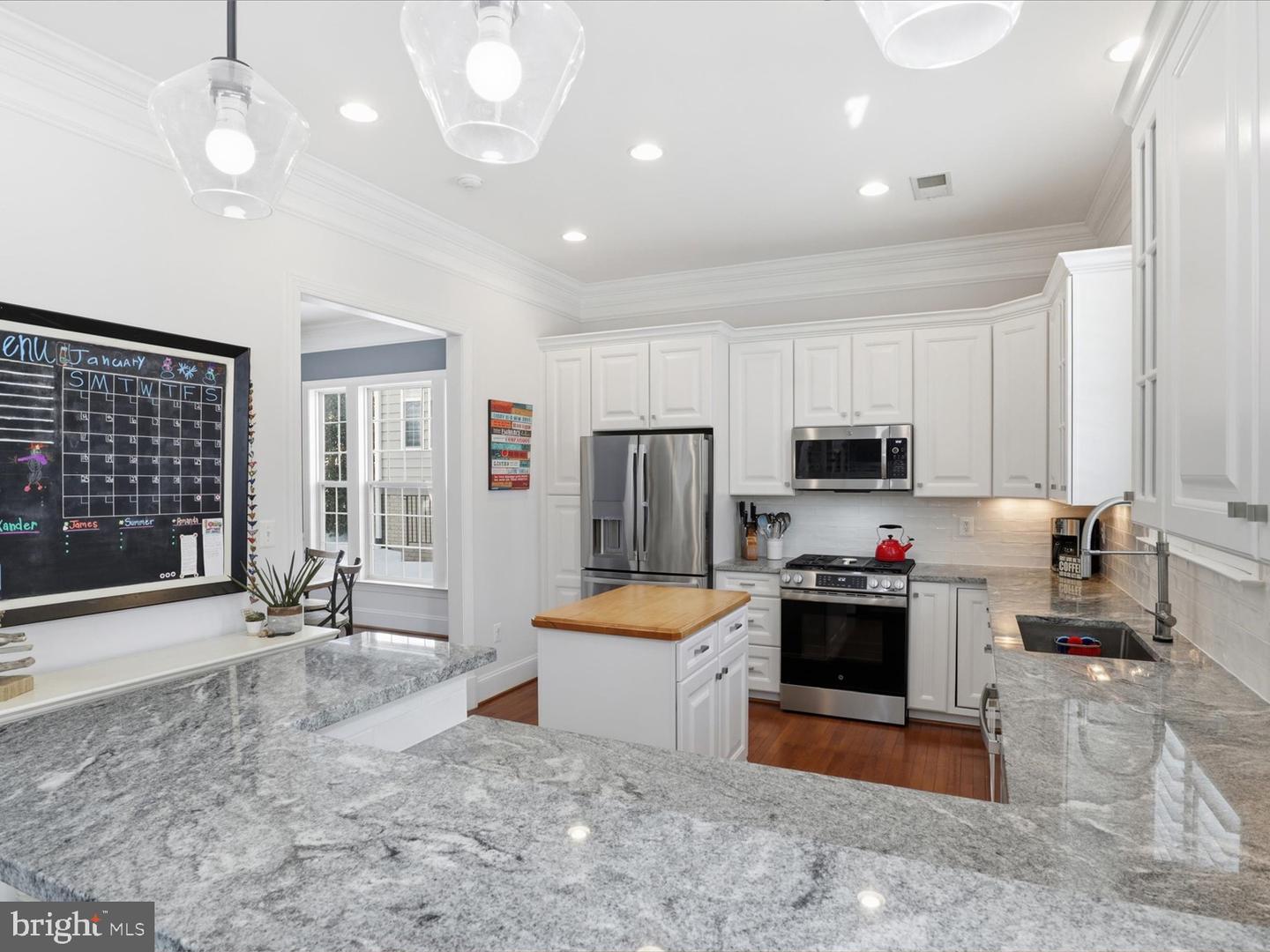 3709 TAFT AVE, ALEXANDRIA, Virginia 22304, 6 Bedrooms Bedrooms, ,5 BathroomsBathrooms,Residential,For sale,3709 TAFT AVE,VAAX2052154 MLS # VAAX2052154