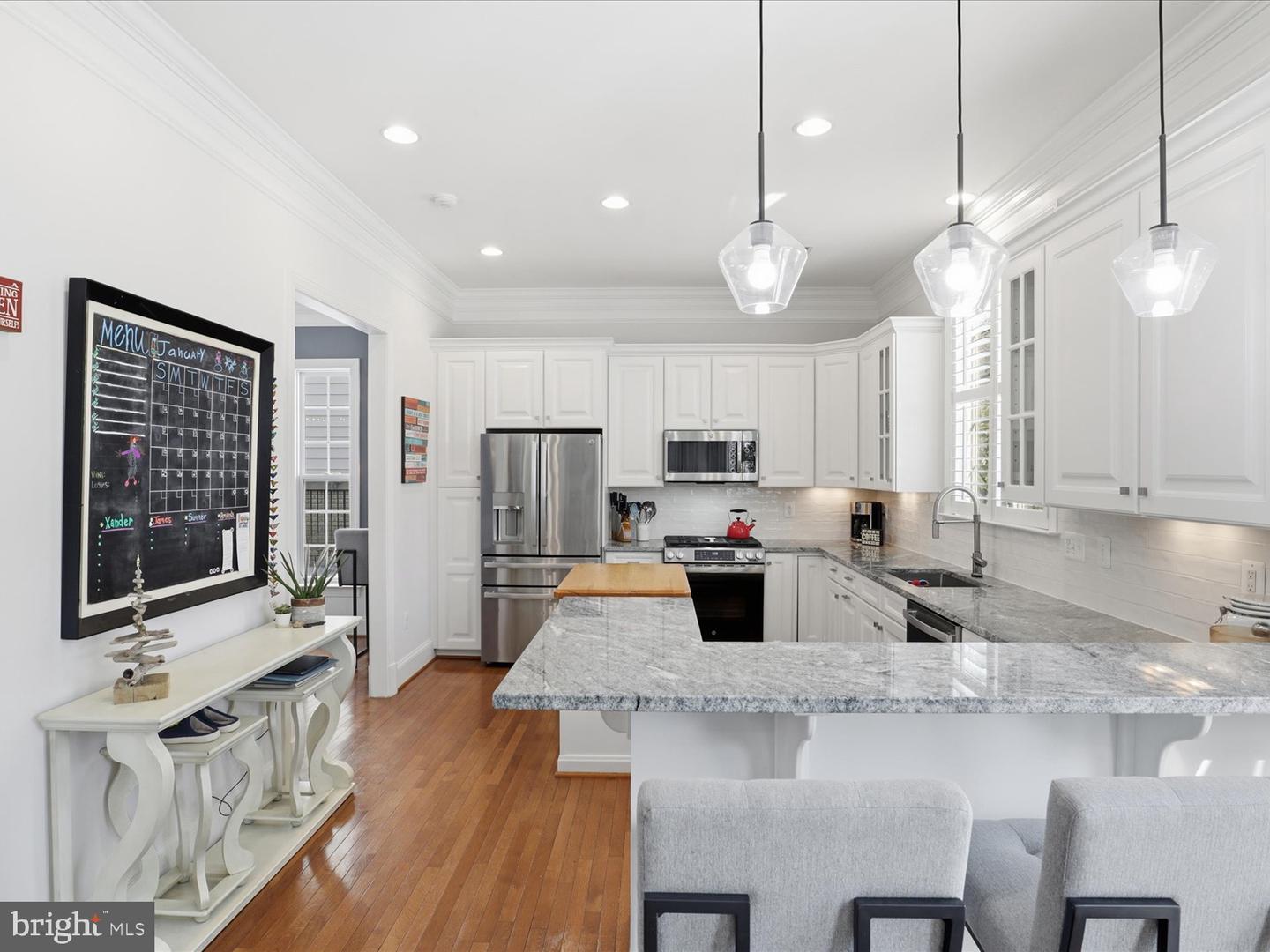 3709 TAFT AVE, ALEXANDRIA, Virginia 22304, 6 Bedrooms Bedrooms, ,5 BathroomsBathrooms,Residential,For sale,3709 TAFT AVE,VAAX2052154 MLS # VAAX2052154