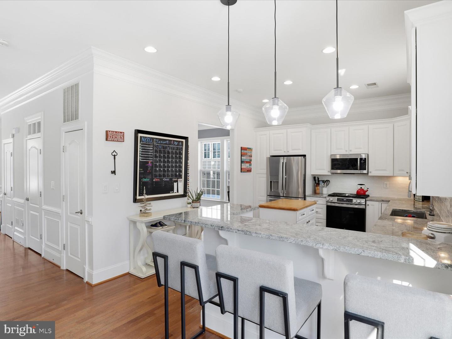 3709 TAFT AVE, ALEXANDRIA, Virginia 22304, 6 Bedrooms Bedrooms, ,5 BathroomsBathrooms,Residential,For sale,3709 TAFT AVE,VAAX2052154 MLS # VAAX2052154