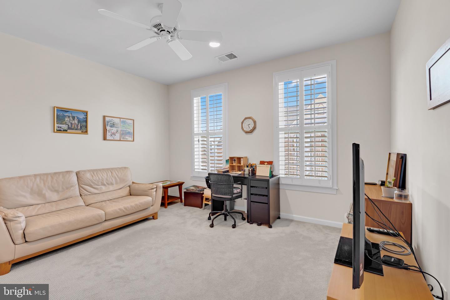 3883 BILLBERRY DR, FAIRFAX, Virginia 22033, 4 Bedrooms Bedrooms, ,4 BathroomsBathrooms,Residential,For sale,3883 BILLBERRY DR,VAFX2282278 MLS # VAFX2282278