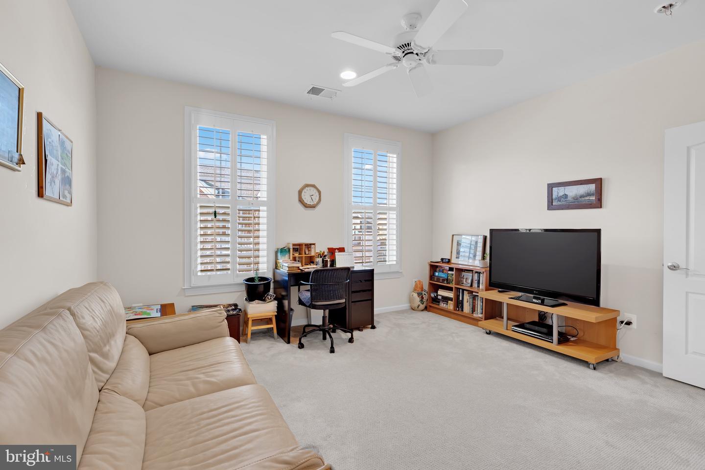 3883 BILLBERRY DR, FAIRFAX, Virginia 22033, 4 Bedrooms Bedrooms, ,4 BathroomsBathrooms,Residential,For sale,3883 BILLBERRY DR,VAFX2282278 MLS # VAFX2282278