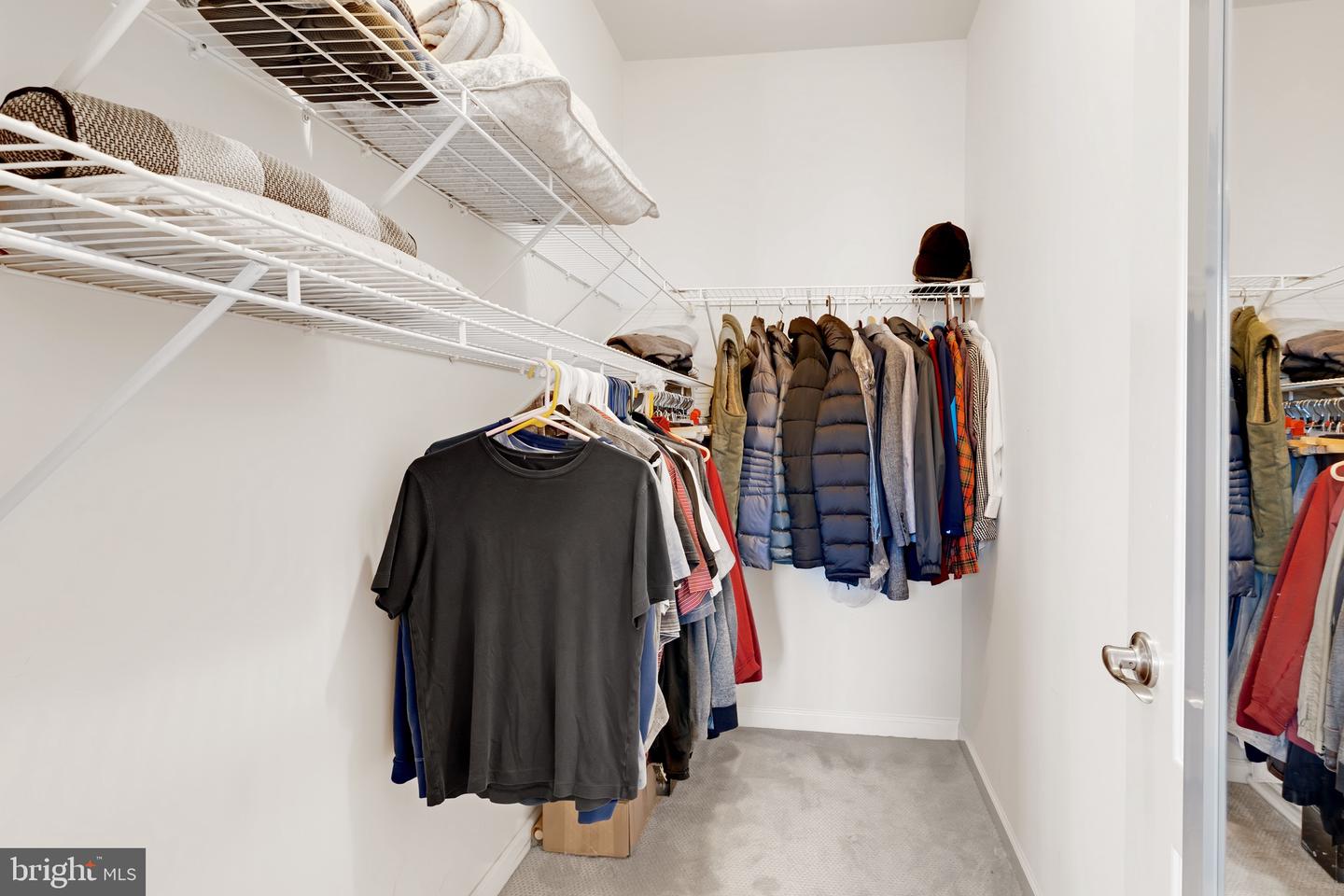 3883 BILLBERRY DR, FAIRFAX, Virginia 22033, 4 Bedrooms Bedrooms, ,4 BathroomsBathrooms,Residential,For sale,3883 BILLBERRY DR,VAFX2282278 MLS # VAFX2282278