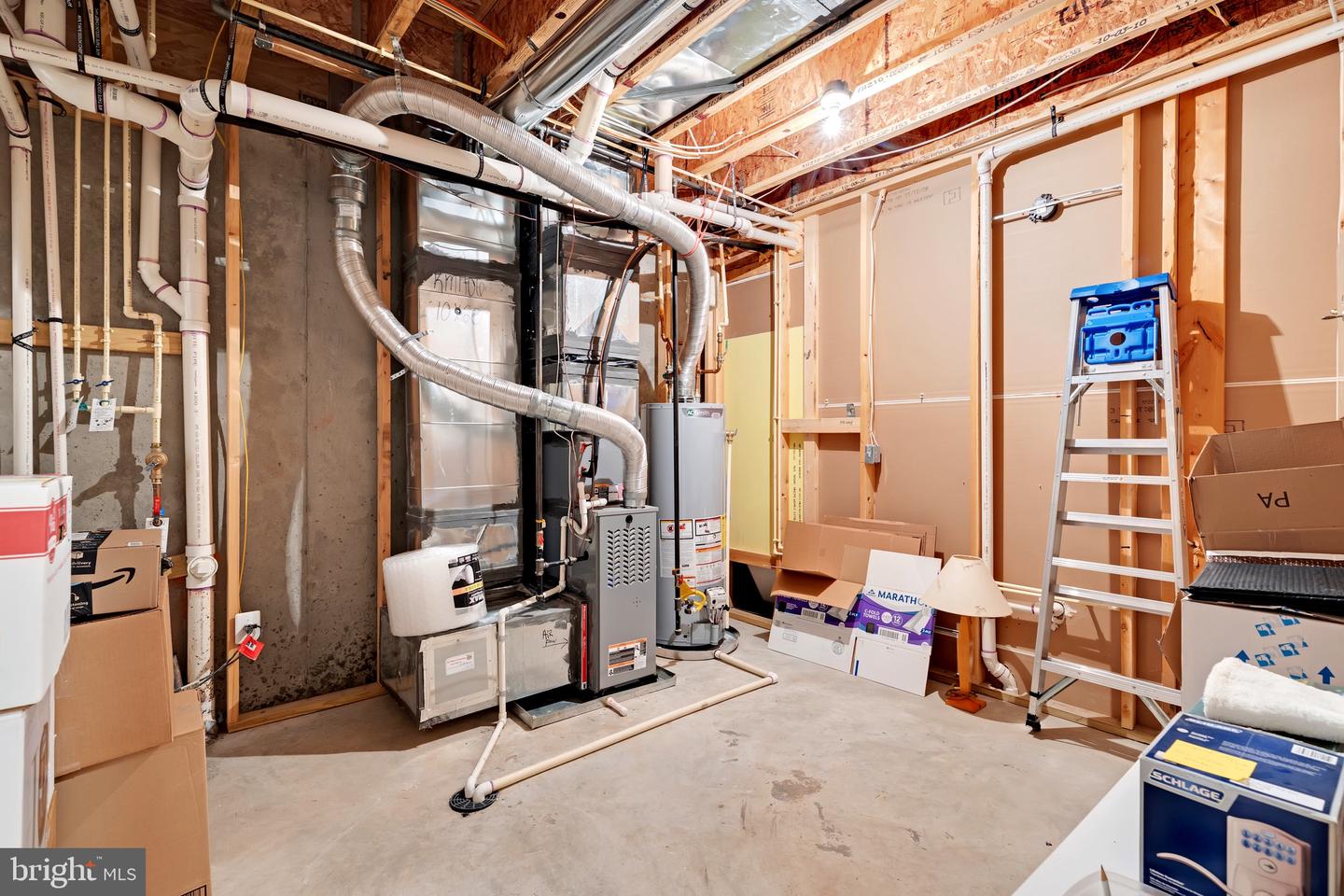 3883 BILLBERRY DR, FAIRFAX, Virginia 22033, 4 Bedrooms Bedrooms, ,4 BathroomsBathrooms,Residential,For sale,3883 BILLBERRY DR,VAFX2282278 MLS # VAFX2282278