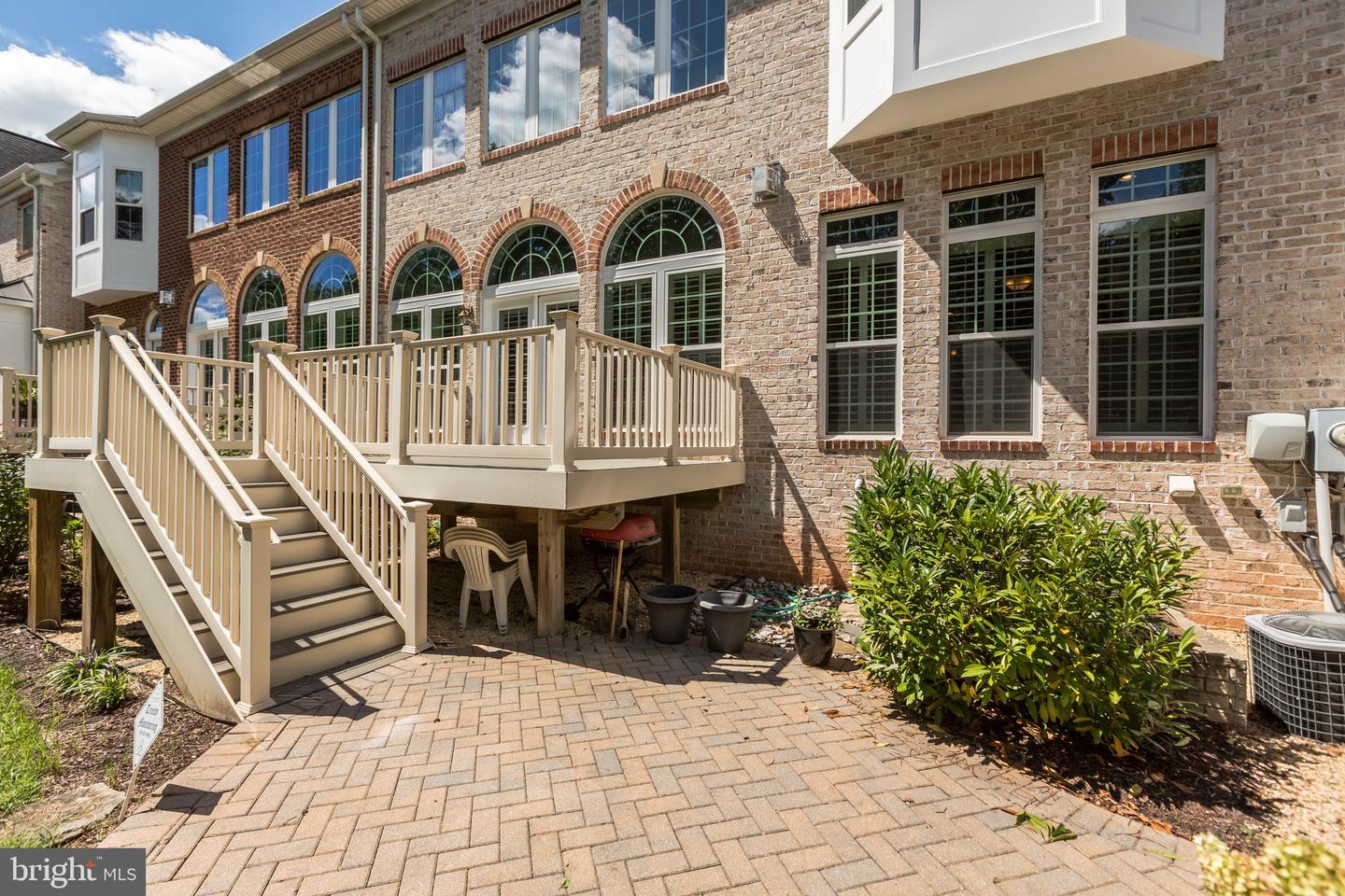 3883 BILLBERRY DR, FAIRFAX, Virginia 22033, 4 Bedrooms Bedrooms, ,4 BathroomsBathrooms,Residential,For sale,3883 BILLBERRY DR,VAFX2282278 MLS # VAFX2282278