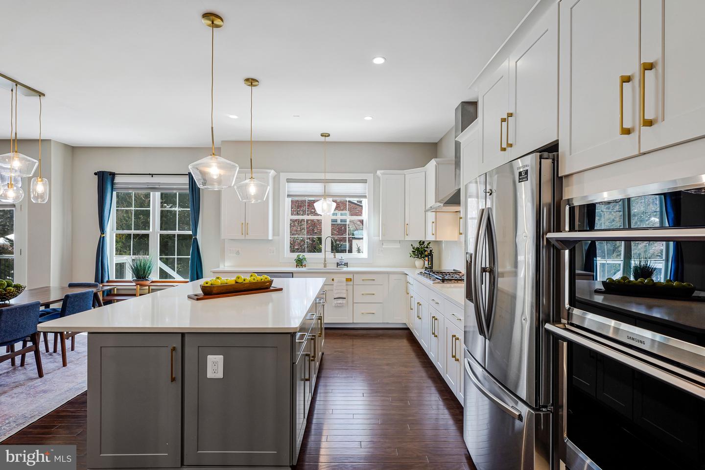 2838 CAMBRIDGE PARK PL, FAIRFAX, Virginia 22031, 5 Bedrooms Bedrooms, ,4 BathroomsBathrooms,Residential,For sale,2838 CAMBRIDGE PARK PL,VAFX2283136 MLS # VAFX2283136